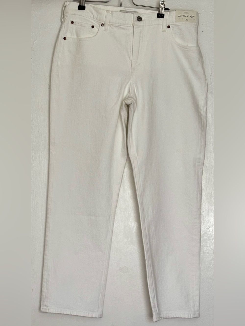 Abercrombie The ’90s Straight Mid Rise Jeans White Size 31 Short NWT - Picture 2 of 7